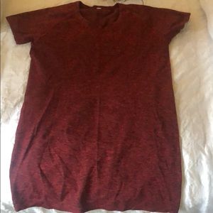 Lululemon size 8 red top